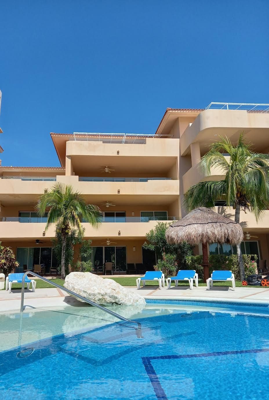 Porto Bello Grand Marina